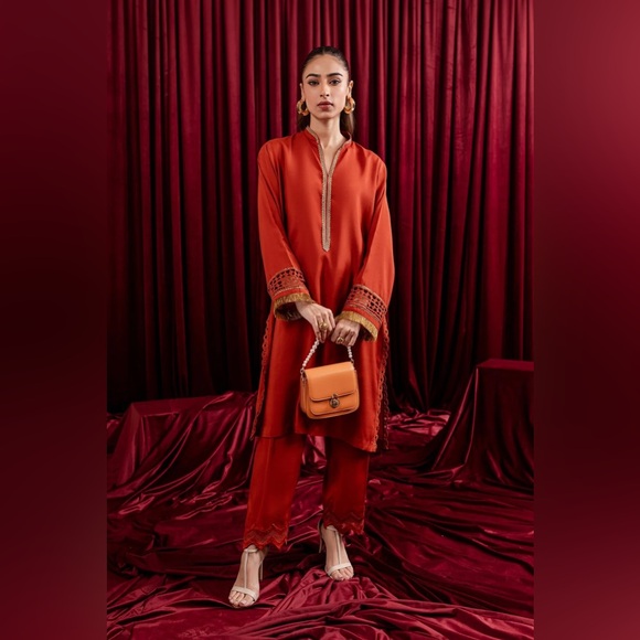 Fire rust matching set Pakistani outfit - Picture 4 of 4